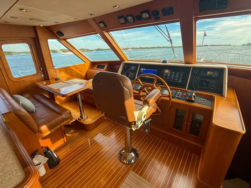 Slide: The Image of Grand Banks 64 Aleutian RP 2003 - 6048840