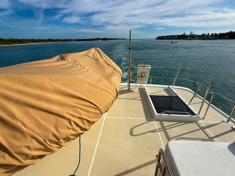 Slide: The Image of Grand Banks 64 Aleutian RP 2003 - 6048995