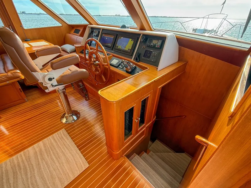 Slide: The Image of Grand Banks 64 Aleutian RP 2003 - 6048874