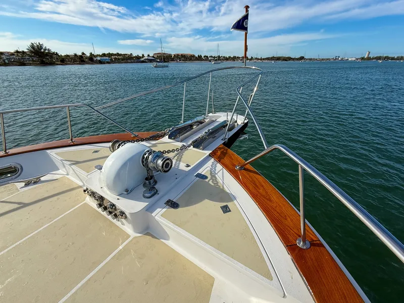 Slide: The Image of Grand Banks 64 Aleutian RP 2003 - 6048864