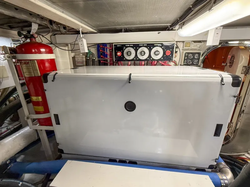 Slide: The Image of Grand Banks 64 Aleutian RP 2003 - 6048828