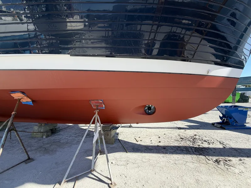 Slide: The Image of Grand Banks 64 Aleutian RP 2003 - 6048998