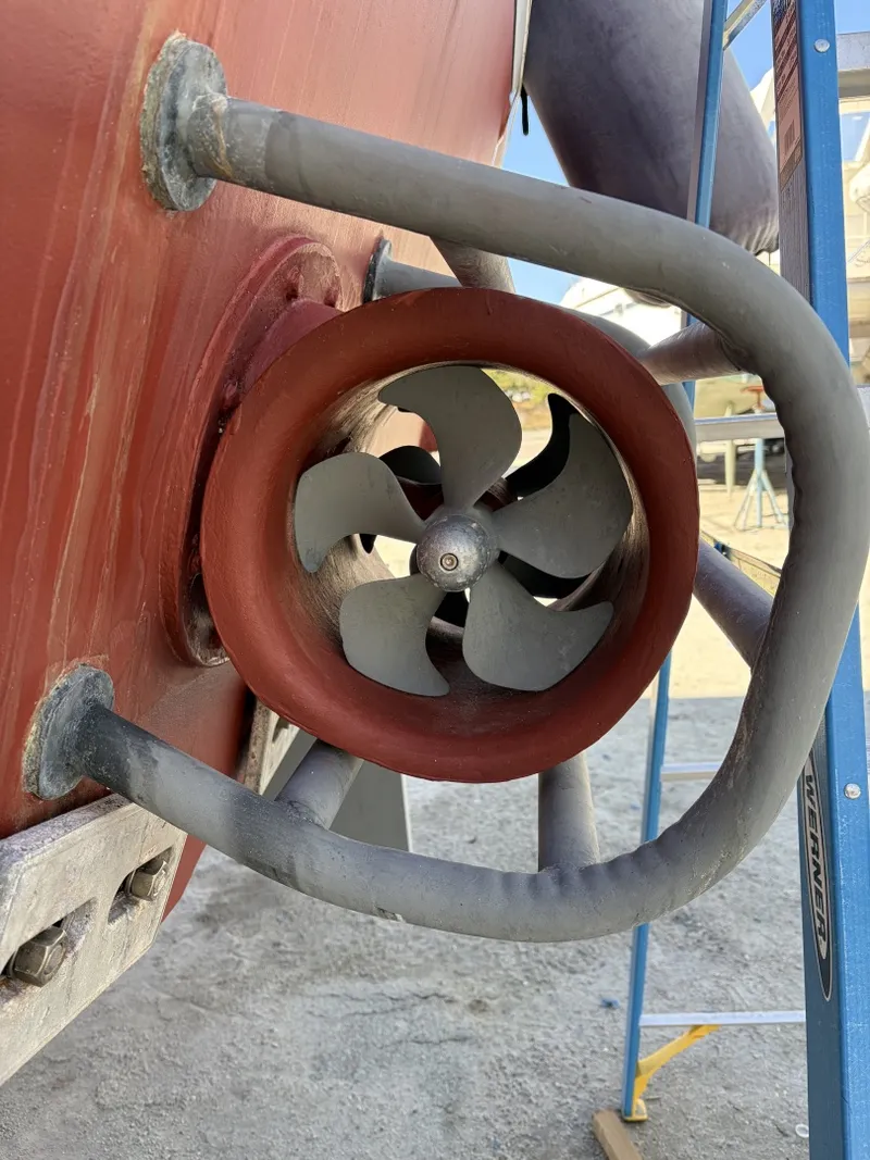 Slide: The Image of Grand Banks 64 Aleutian RP 2003 - 6048999