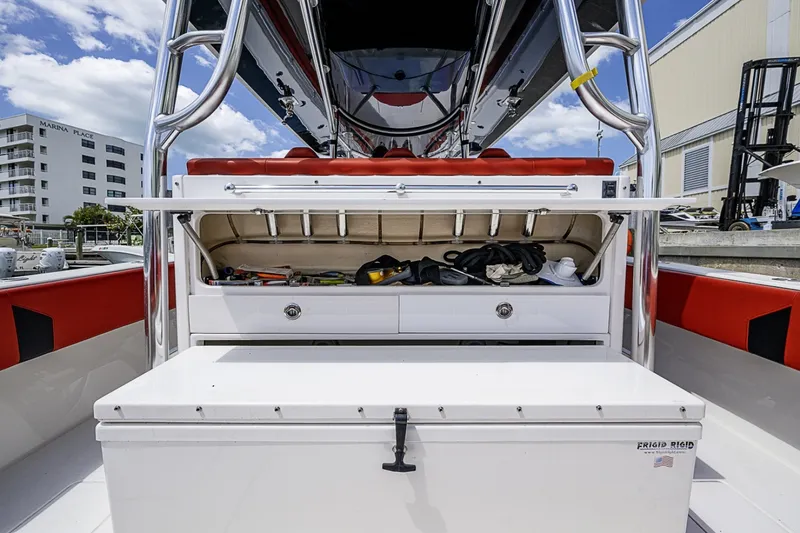 Slide: The Image of Contender 44ST 2021 - 6048525