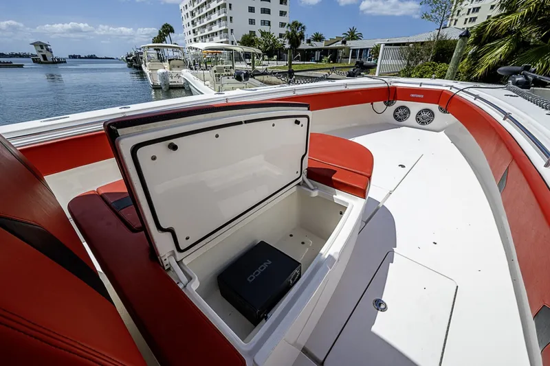 Slide: The Image of Contender 44ST 2021 - 6048516