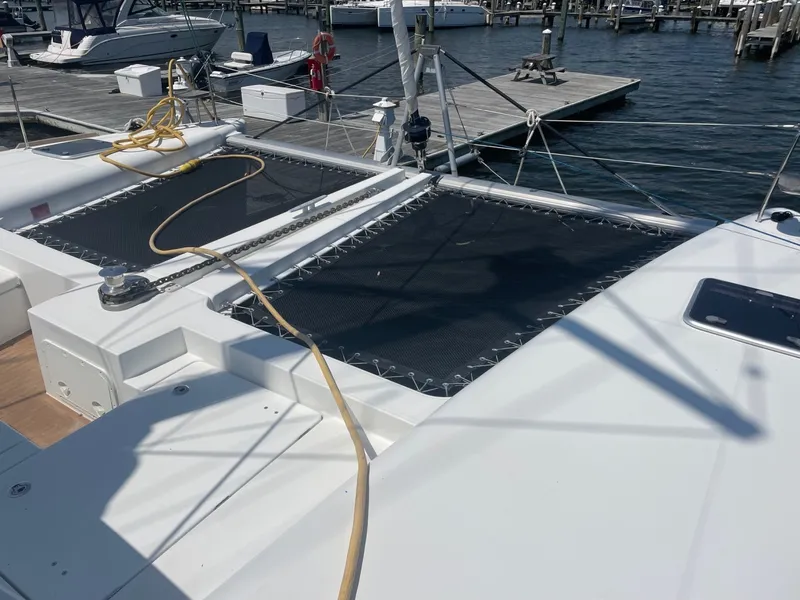 Slide: The Image of Lagoon 450F 2016 - 6055266