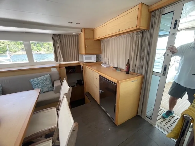 Slide: The Image of Lagoon 450F 2016 - 6055300