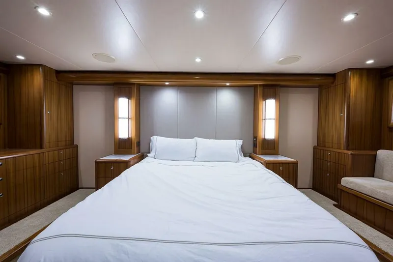 Slide: The Image of Weaver Custom Sportfish 2017 - 6049060