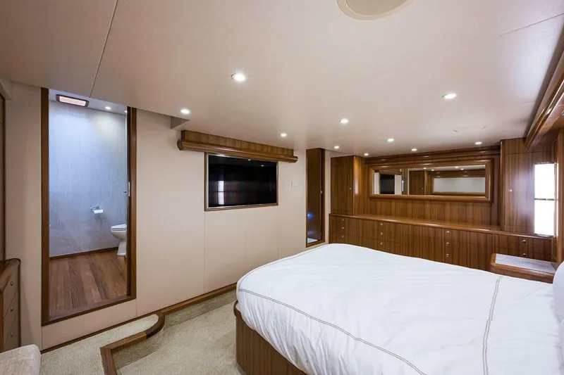 Slide: The Image of Weaver Custom Sportfish 2017 - 6049061