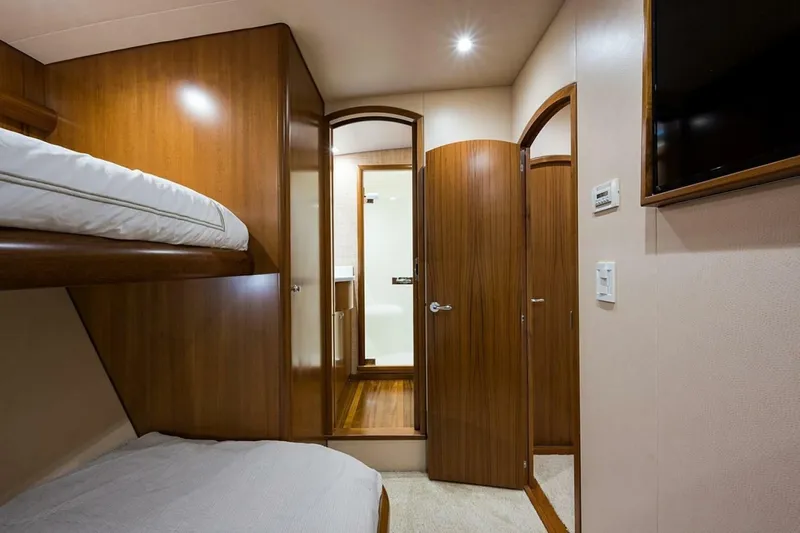 Slide: The Image of Weaver Custom Sportfish 2017 - 6049082