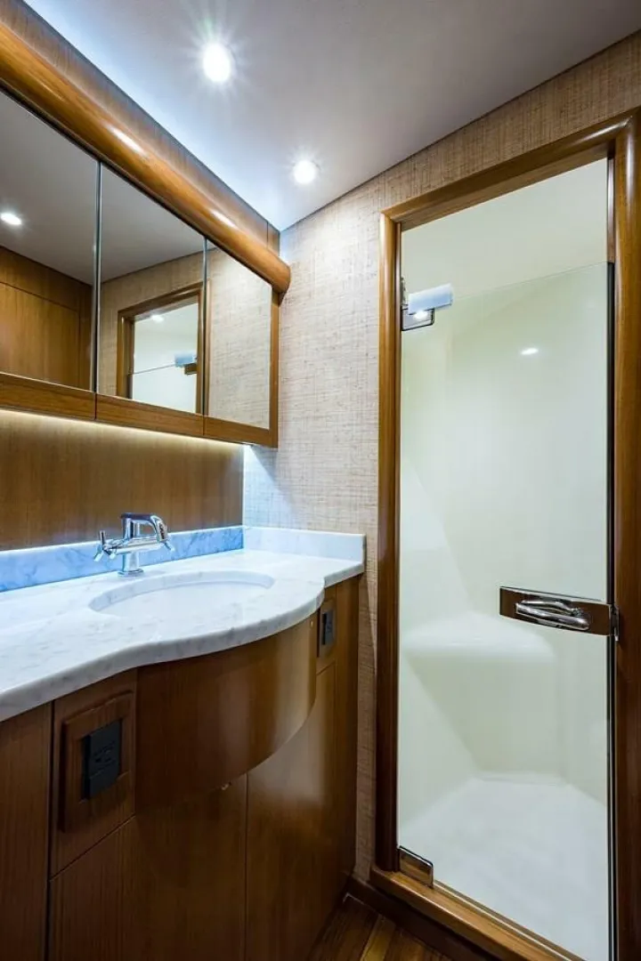 Slide: The Image of Weaver Custom Sportfish 2017 - 6049083