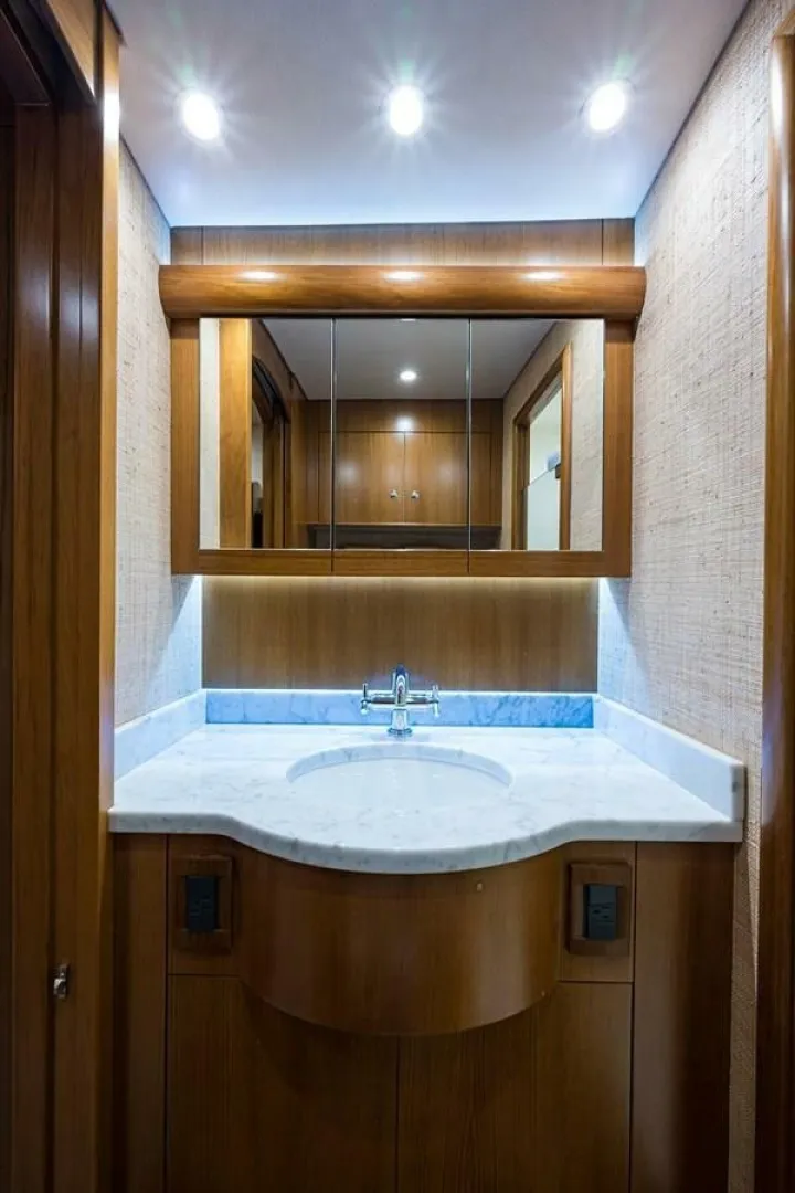 Slide: The Image of Weaver Custom Sportfish 2017 - 6049084