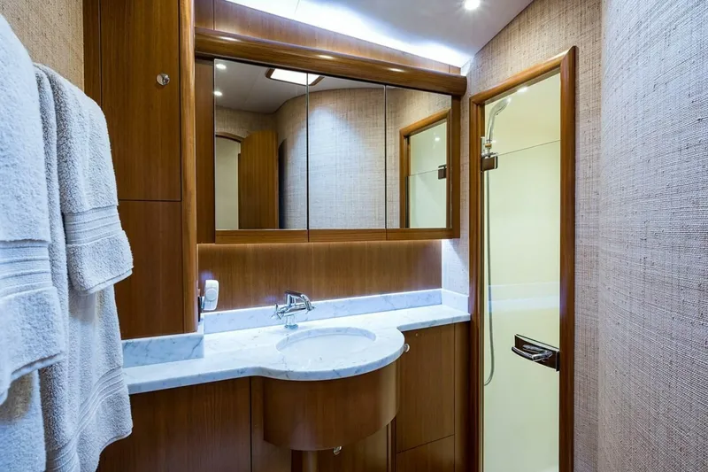 Slide: The Image of Weaver Custom Sportfish 2017 - 6049090