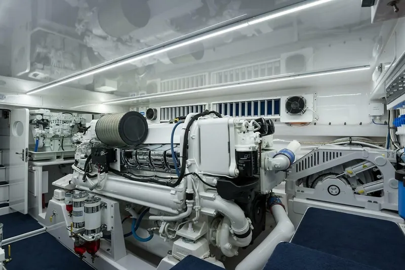 Slide: The Image of Weaver Custom Sportfish 2017 - 6049097