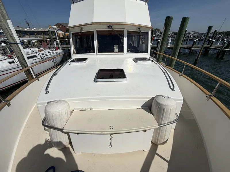 Slide: The Image of Grand Banks Classic 46 1991 - 6111702