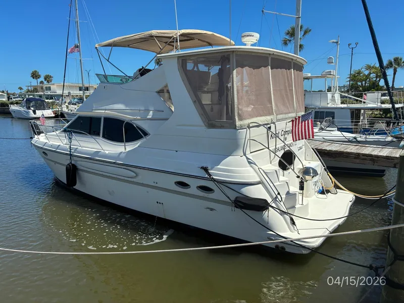 The Image of 41' Maxum Full vessel - 6063756