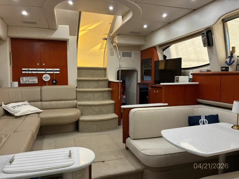 Slide: The Image of 41' Maxum Salon - 6063761