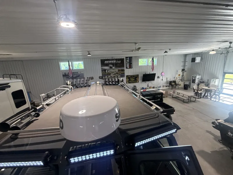 Slide: The Image of Hewescraft 270 ALASKAN 2022 - 6232177