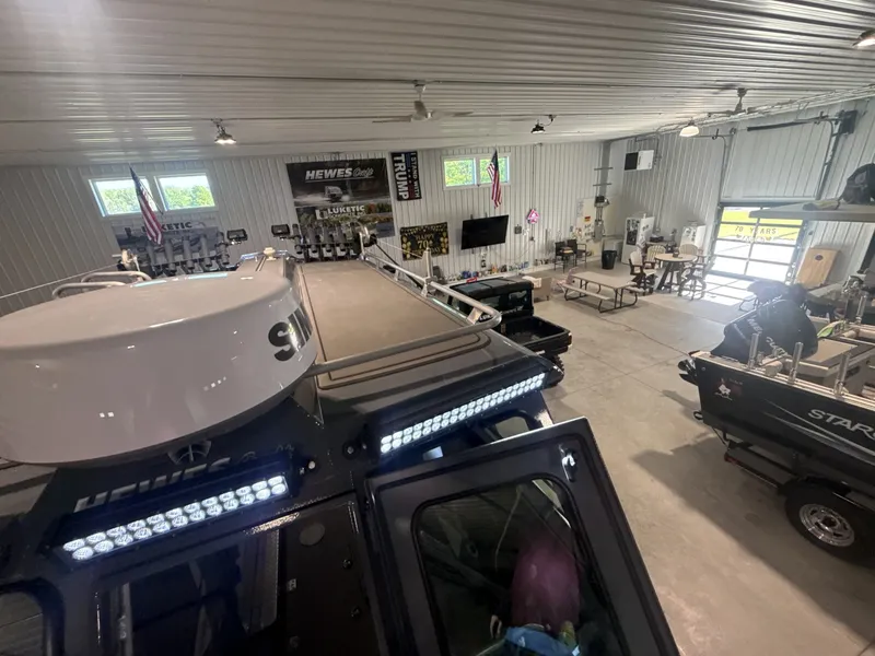 Slide: The Image of Hewescraft 270 ALASKAN 2022 - 6232180