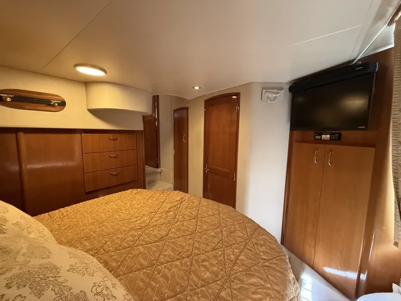 Slide: The Image of Carver Yachts 44 CMY 2006 - 6052199