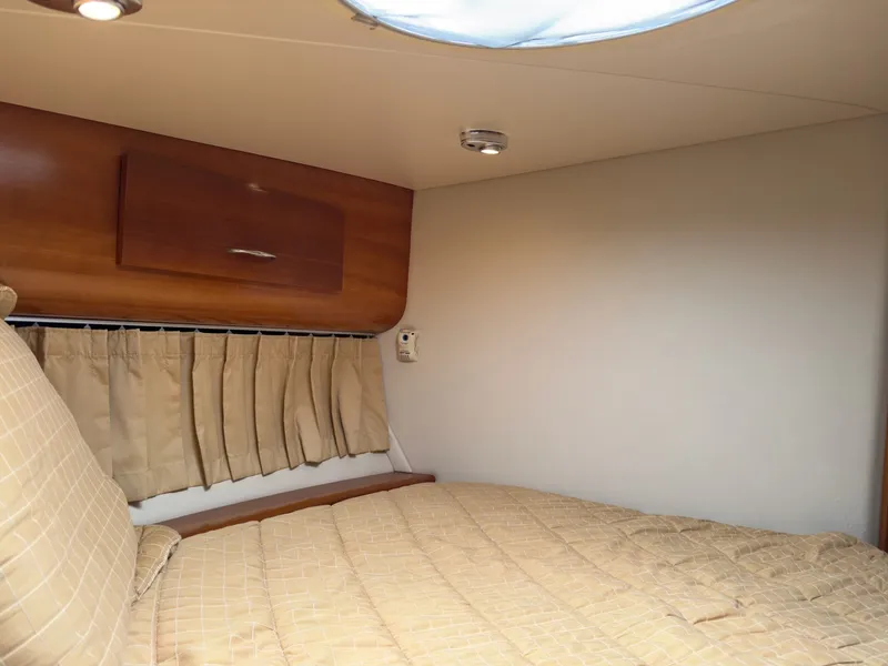 Slide: The Image of Carver Yachts 44 CMY 2006 - 6051765