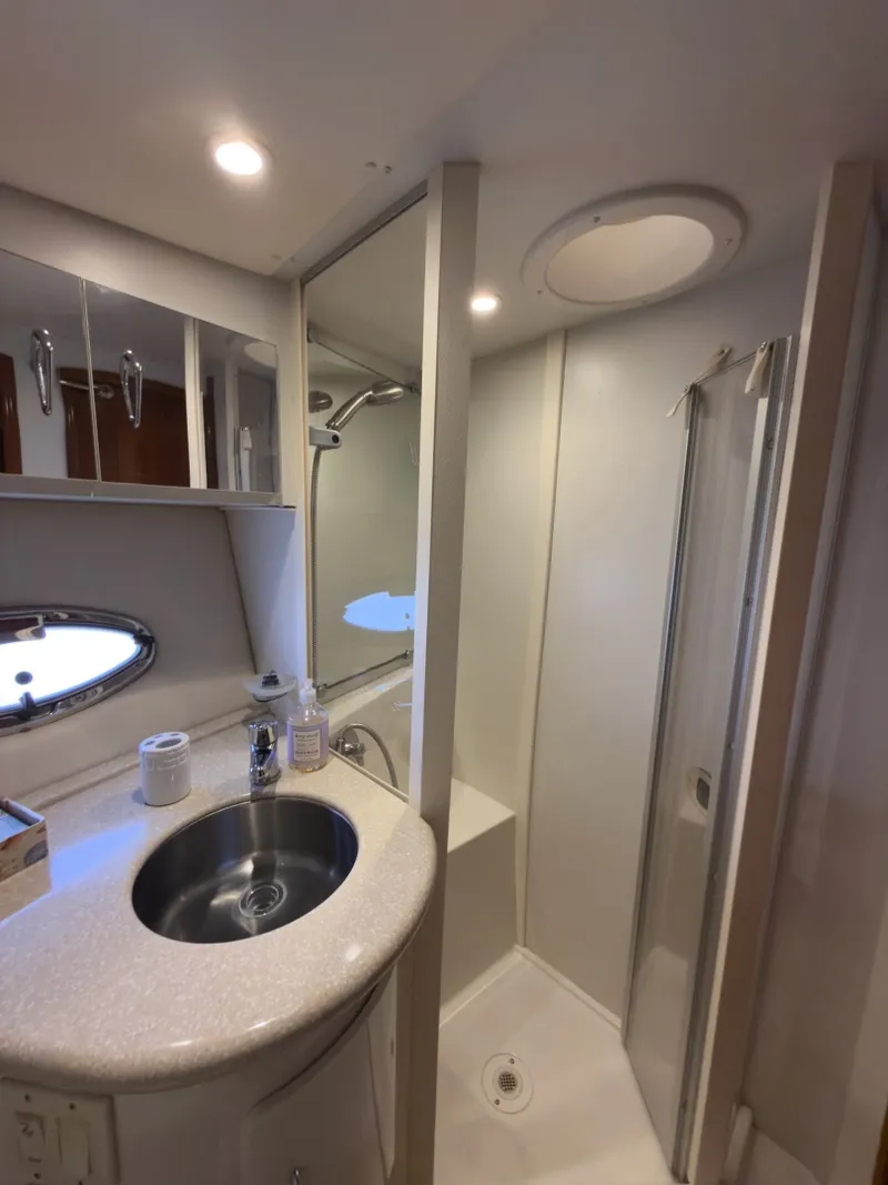 Slide: The Image of Carver Yachts 44 CMY 2006 - 6051762