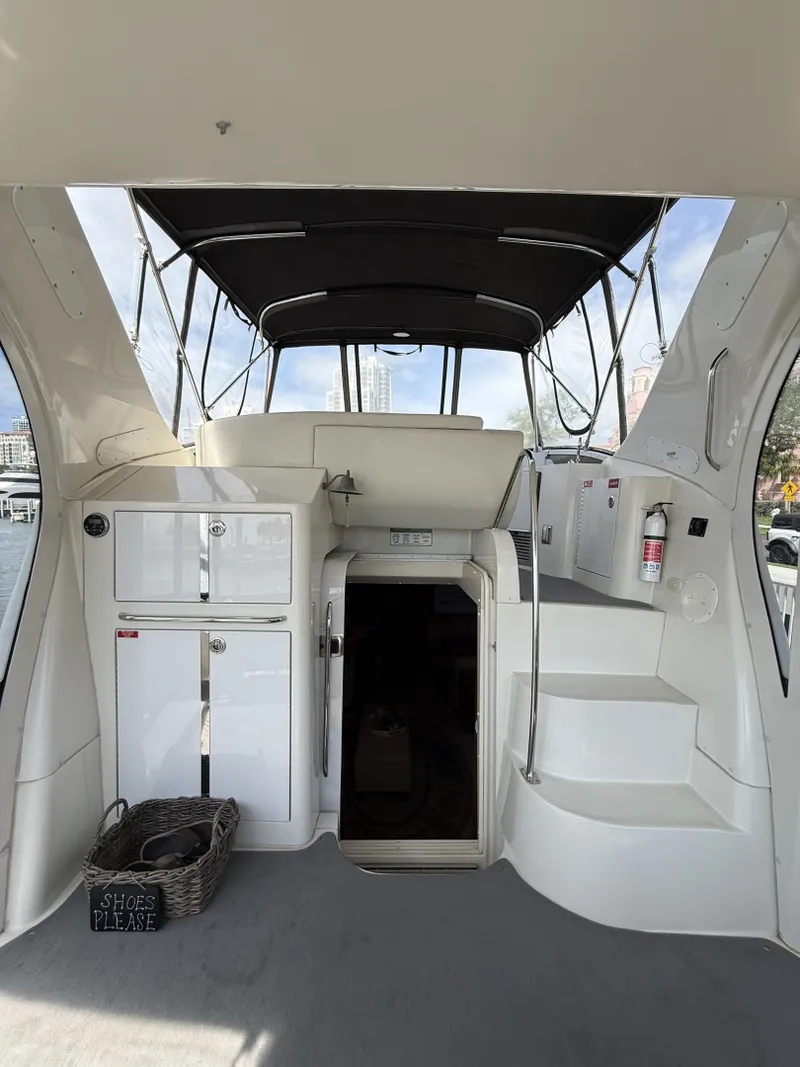 Slide: The Image of Carver Yachts 44 CMY 2006 - 6052411