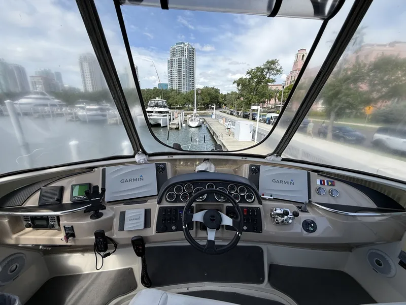 Slide: The Image of Carver Yachts 44 CMY 2006 - 6052420