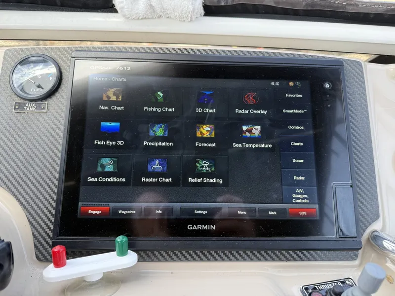 Slide: The Image of Carver Yachts 44 CMY 2006 - 6052430