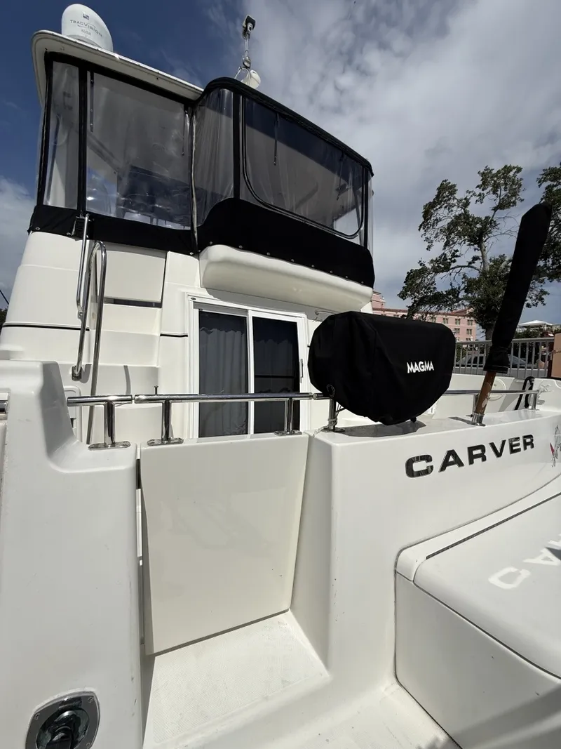 Slide: The Image of Carver Yachts 44 CMY 2006 - 6052518