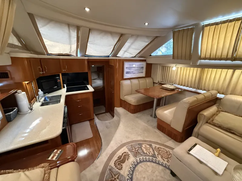 Slide: The Image of Carver Yachts 44 CMY 2006 - 6052210