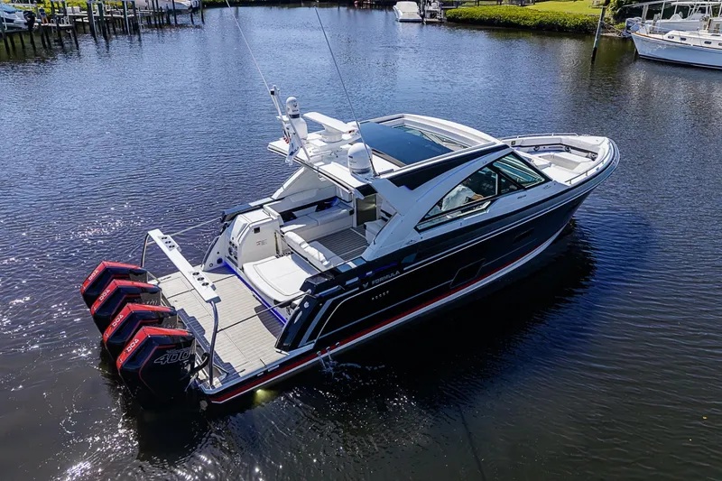 Slide: The Image of Formula 400 Super Sport Crossover 2024 - 6064166