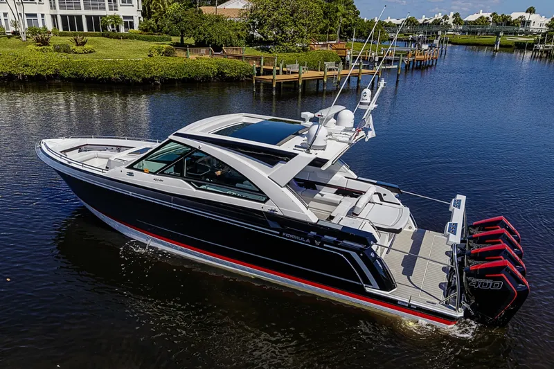 Slide: The Image of Formula 400 Super Sport Crossover 2024 - 6064170