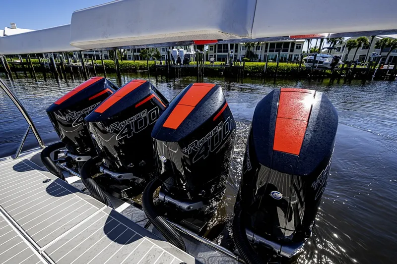 Slide: The Image of Formula 400 Super Sport Crossover 2024 - 6064188