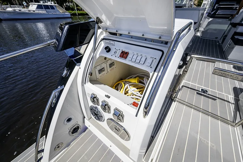 Slide: The Image of Formula 400 Super Sport Crossover 2024 - 6064238