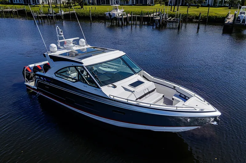 Slide: The Image of Formula 400 Super Sport Crossover 2024 - 6064246