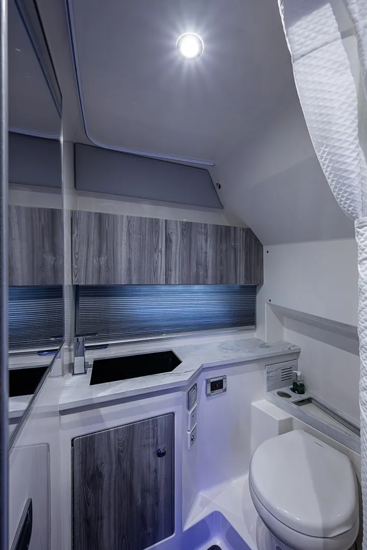 Slide: The Image of Formula 400 Super Sport Crossover 2024 - 6064184