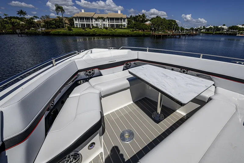 Slide: The Image of Formula 400 Super Sport Crossover 2024 - 6064213