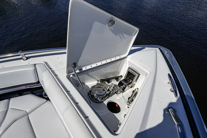 Slide: The Image of Formula 400 Super Sport Crossover 2024 - 6064173