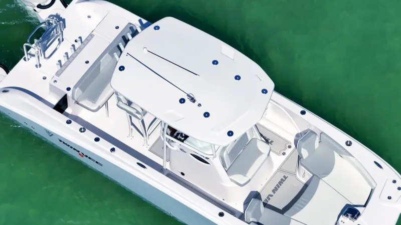 Slide: The Image of Twin Vee 240 GFX2 CC 2026 - 6050118