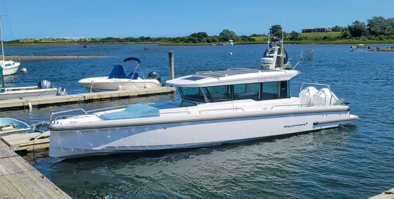 The Image of Axopar 37 XC Cross Cabin 2024 - 6050276