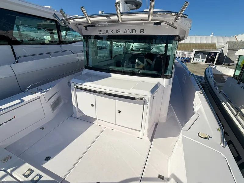 Slide: The Image of Axopar 37 XC Cross Cabin 2024 - 6050232