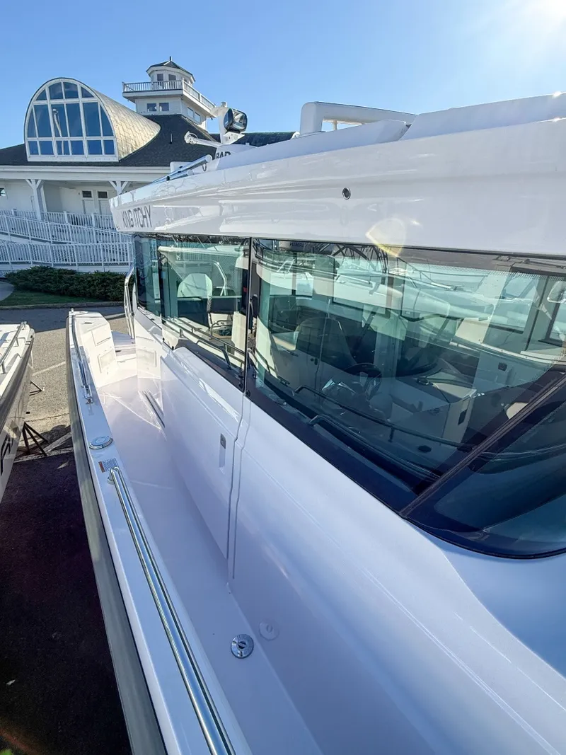 Slide: The Image of Axopar 37 XC Cross Cabin 2024 - 6050240