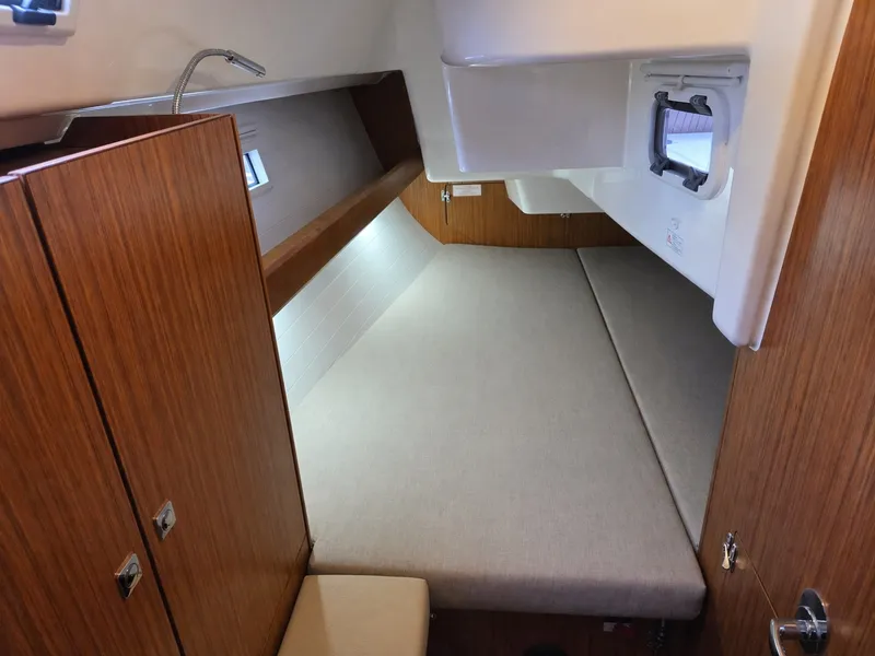 Slide: The Image of Spacious aft cabin w/ hanging locker - 6051094