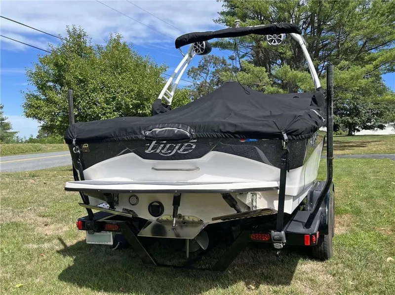 Slide: The Image of Tige R20 2016 - 6051089