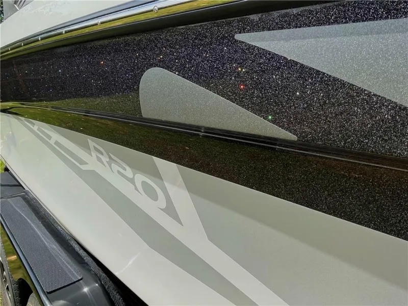 Slide: The Image of Tige R20 2016 - 6051082