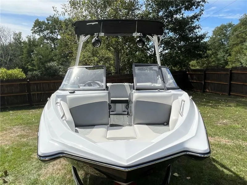 Slide: The Image of Tige R20 2016 - 6051086