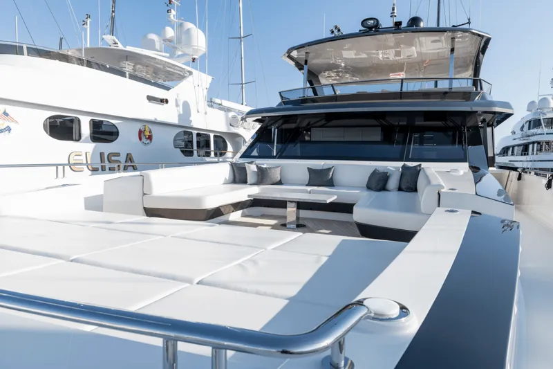 Slide: The Image of Ocean Alexander 35R 2026 - 6051266