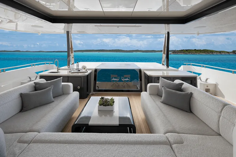 Slide: The Image of Ocean Alexander 35R 2026 - 6051272