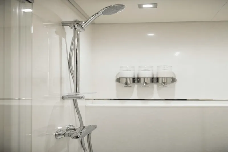 Slide: The Image of Ocean Alexander 35R 2026 - 6051283